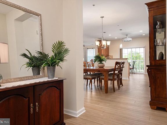 5th image of 1412 Wigeon Way Unit 301