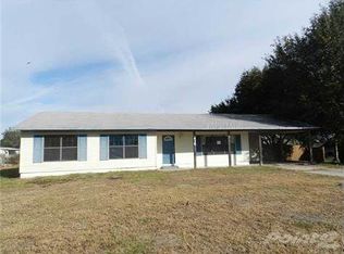 438 Emory Ln, Center Hill, FL 33514