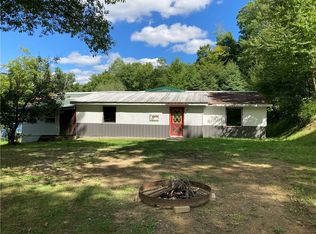556 Coleville Rd, Smethport, PA 16749