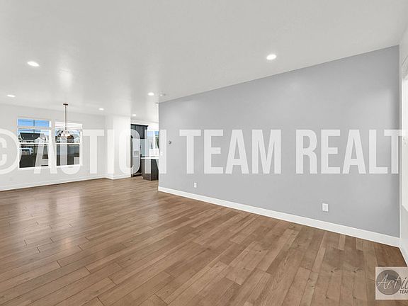 3rd image of 2147 W Kimber Ln