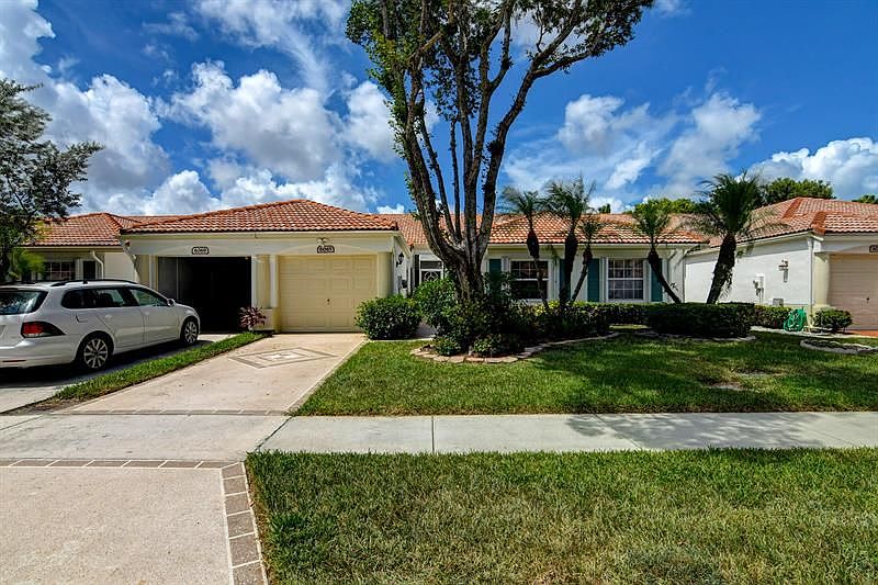 1st image of 6065 Lake Hibiscus Dr