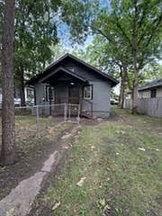 2nd image of 2646 Longfellow Ave
