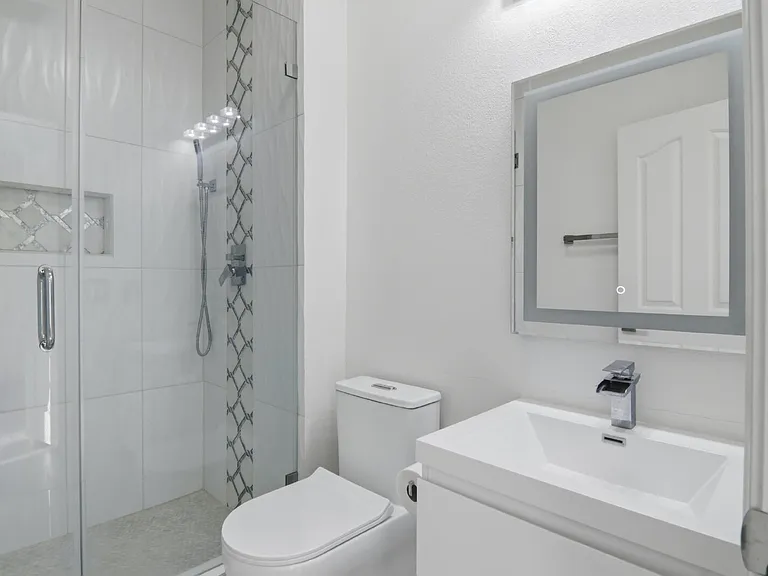 108 Milicity Rd — Photo 20