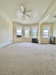 Rented by Zikos Realty Services