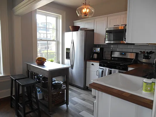 Rented by Gateway Arms Realty Corp | media 35