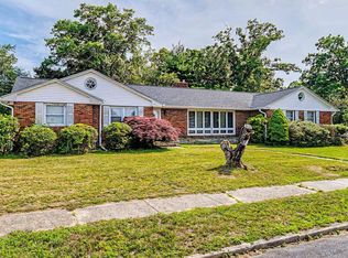 207 W Arctic Ave, Minotola, NJ 08341