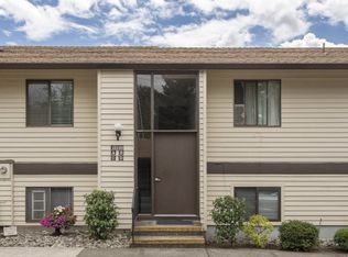 12120 SW Royal Ct APT C, King City, OR 97224