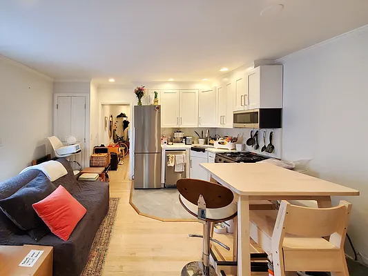Rented by Citified Realty Group LLC | media 6