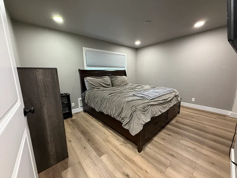 2833 Sherman Ave — Photo 9