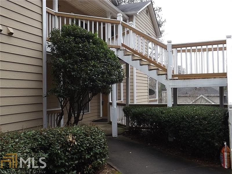 1st image of 2707 Vineyard Way SE