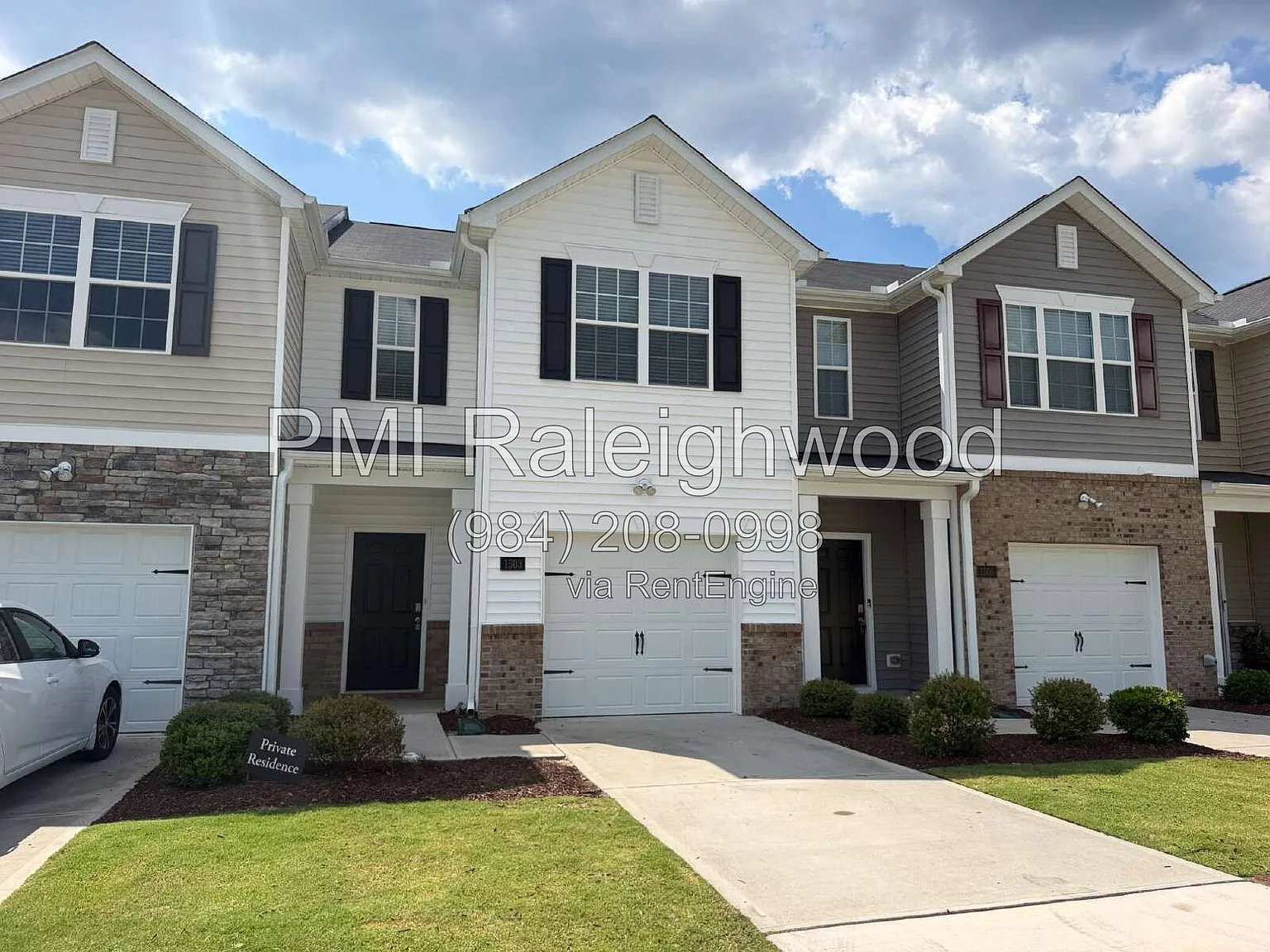 3 bed, 2.5 bath, 1416 sqft, $1,795 — Photo 3