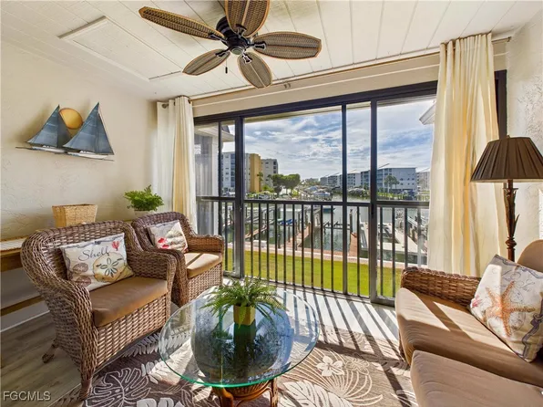 200 Lenell Rd APT 225, Fort Myers Beach, FL 33931