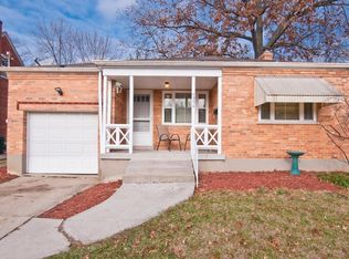 4354 Saint Martins Pl, Cincinnati, OH 45211