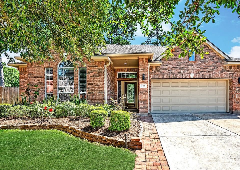 1st image of 1401 Monaldo Pl