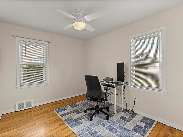 3230 Harding St — Photo 16