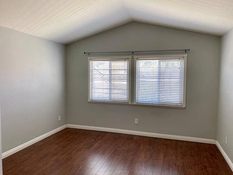 17956 Lariat Dr — Photo 14