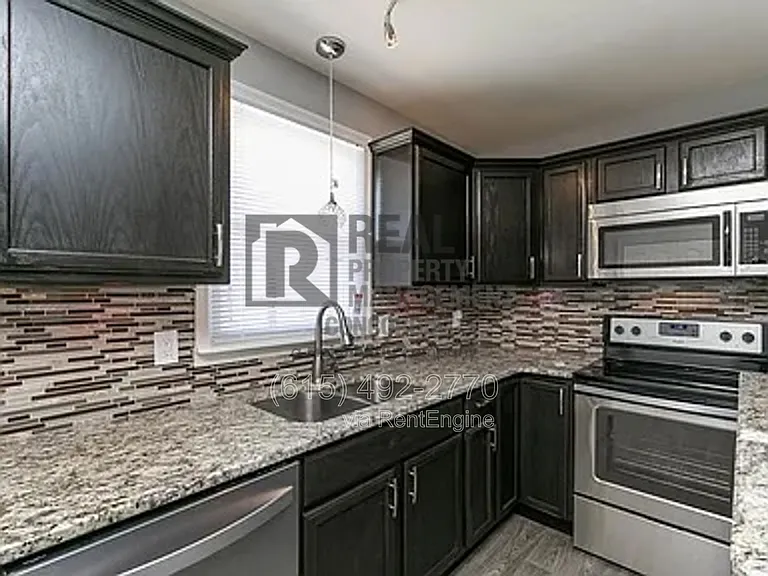 302 Neill Ave #B — Photo 6