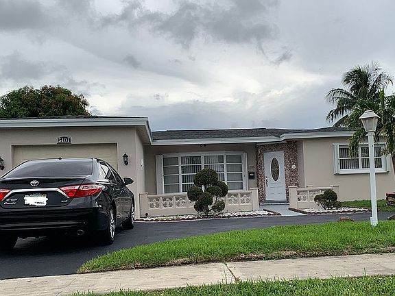 2nd image of 5101 NW 41st St