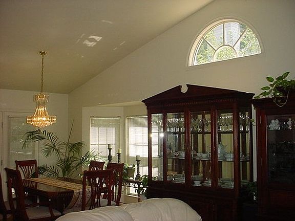 Soaring Ceilings
