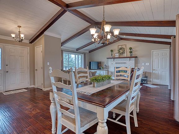 4th image of 1599 Country Rd