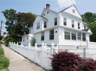 80 Dunwoodie St, Yonkers, NY 10704