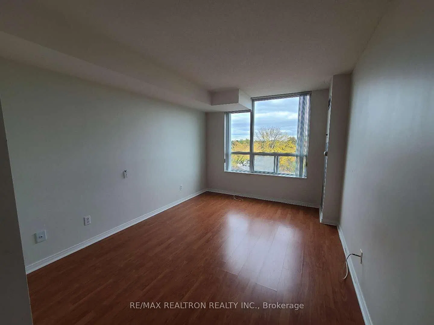 2 bed, $3,000 — Photo 3