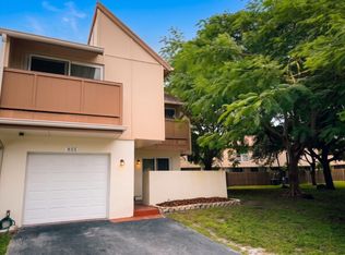 855 NW 80th Way #6, Fort Lauderdale, FL 33324