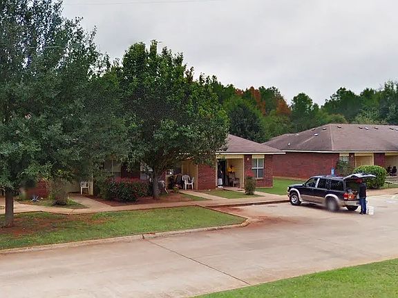3rd image of 1000 Desoto Dr #4661