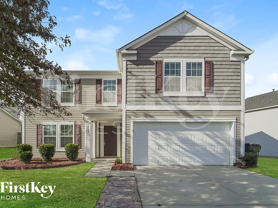6933 Seney Dr
