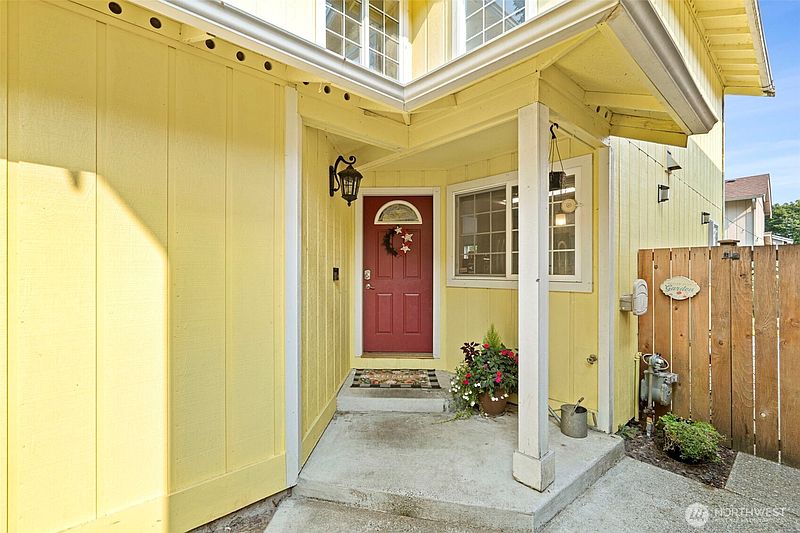 4th image of 6104 Huntington Lane SE