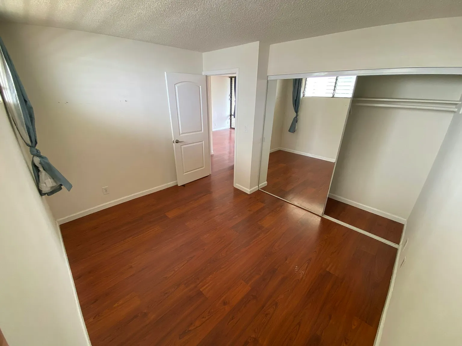 2121 Ala Wai Boulevard — Photo 3