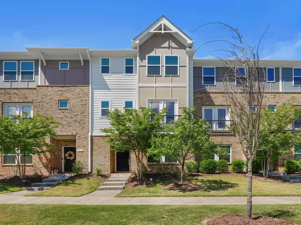 4105 Mahal Ave, Cary, NC 27519