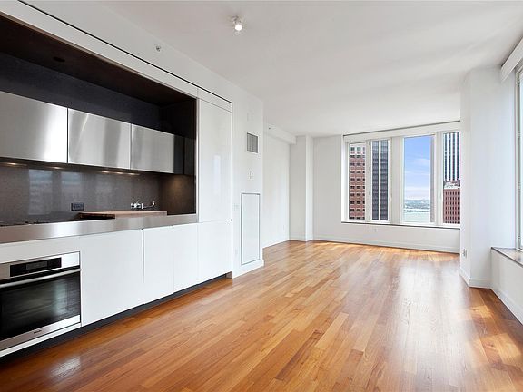 4th image of 15 William St APT 25A