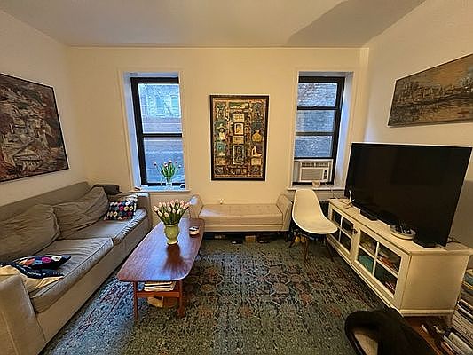 1st image of 195 W 10th St APT 1E