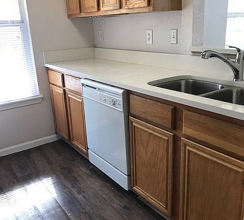 4th image of 933 Mississippi St #3B-2Ba-1015Sqft