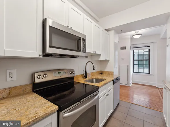 1613 Harvard St NW APT 305, Washington, DC 20009