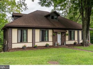 24 Wartman Rd, Collegeville, PA 19426