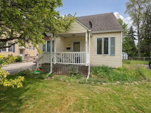 2942 N Michigan Ave, Saginaw, MI 48604