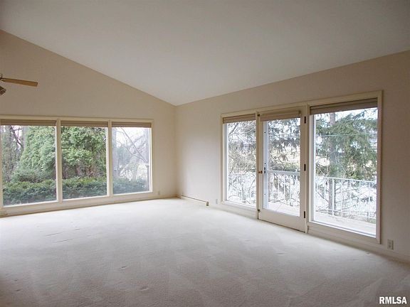 3rd image of 1311 Highland Park Dr