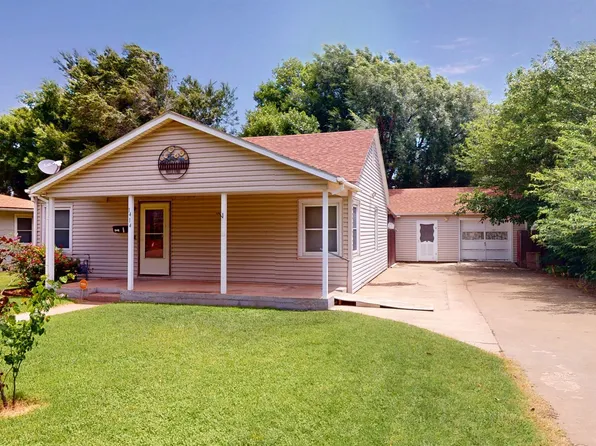 1414 14th St, Woodward, OK 73801