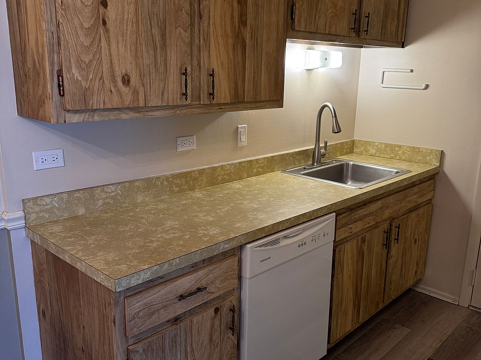 Kitchen with Dishwasher