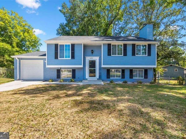 5399 Kristian Ct, Stone Mountain, GA 30088