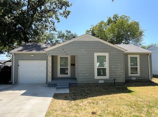 829 SW 5th St, Grand Prairie, TX 75051