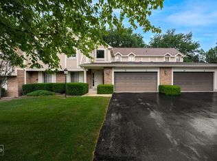 435 Somerset Ct APT B, Aurora, IL 60504
