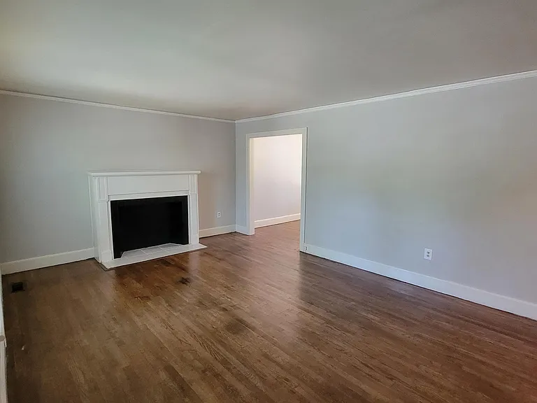 307 Jennings Ave #1 — Photo 11