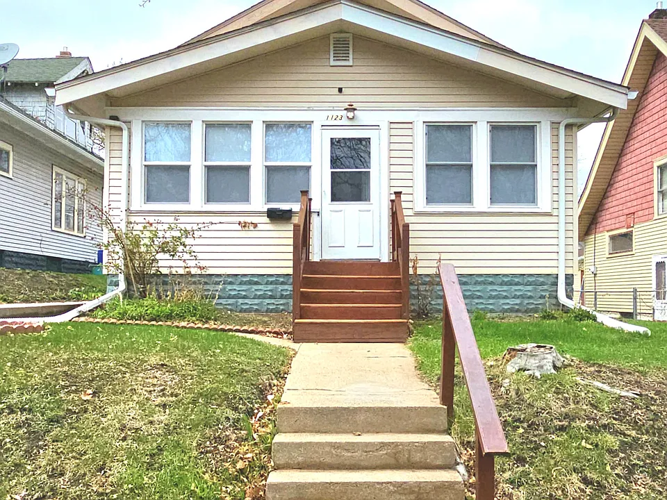 1123 Edmund Ave