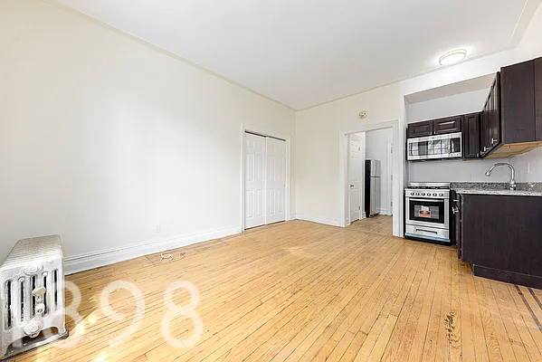 Rented by A&E Real Estate Management | media 15