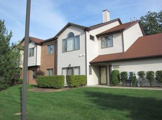 9681 Sylvan Ln, Mentor, OH 44060