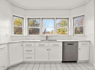 51 Forest Ave APT 21, Greenwich, CT 06870