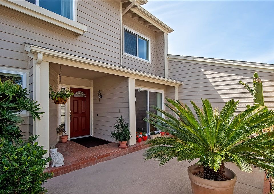 1st image of 1007 Gleneagles Pl